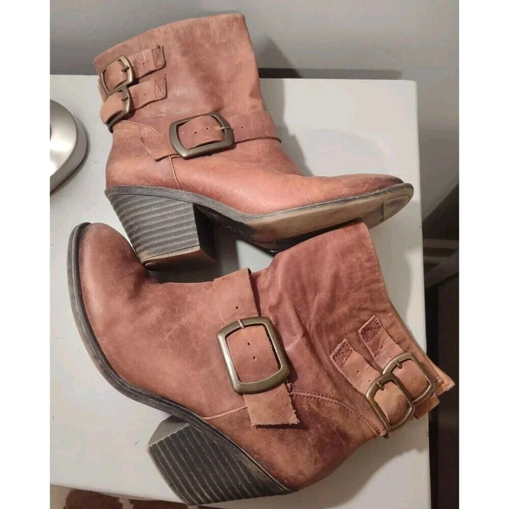 Lucky Brand Womens Size 8.5 M Brown Leather Buckle Ankle Fashion Boots Bootie